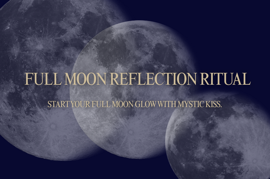 🌕 Moonlight, Mirrors & Manifestation: Your Zodiac Ritual for August’s Full Moon