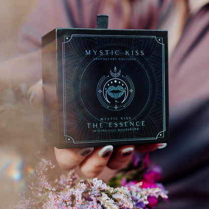 Mystic Kiss Essence